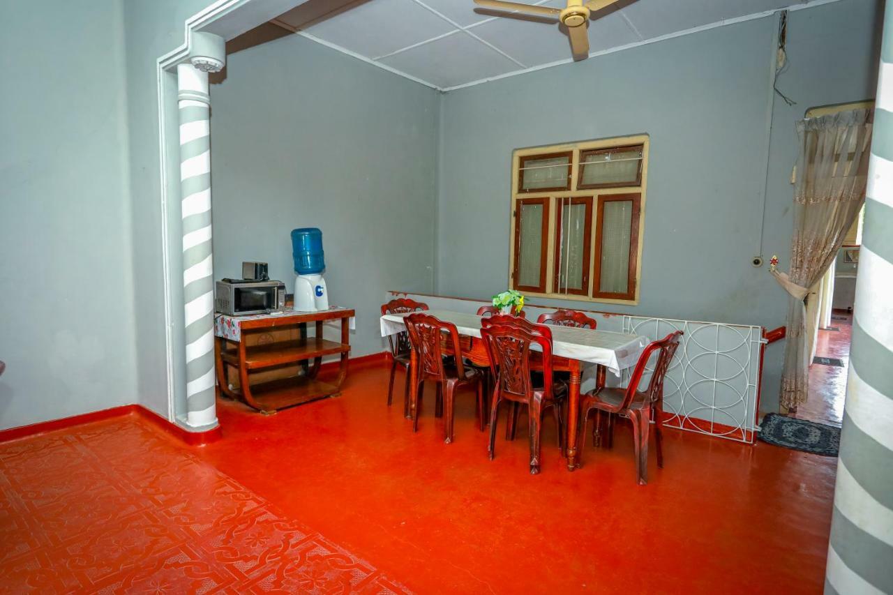 Jaffna Premier Inn Exterior foto